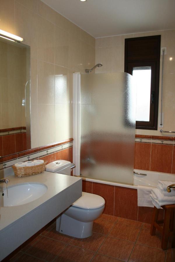Apartamentos Les Picardes 에스포트 외부 사진