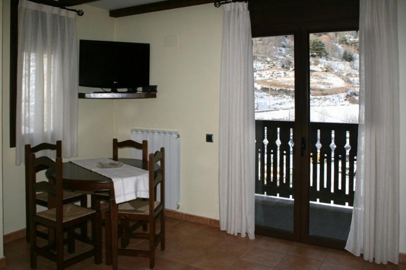 Apartamentos Les Picardes 에스포트 객실 사진