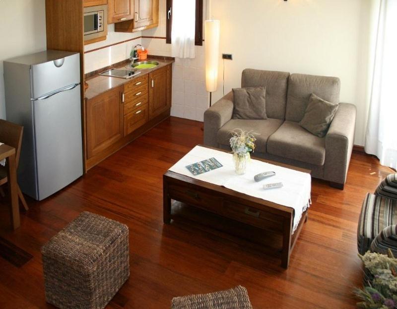 Apartamentos Les Picardes 에스포트 객실 사진