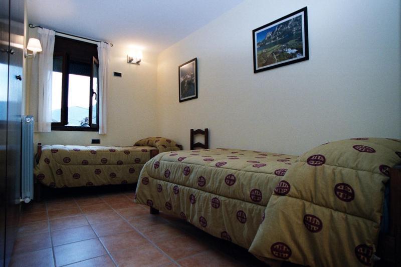 Apartamentos Les Picardes 에스포트 객실 사진