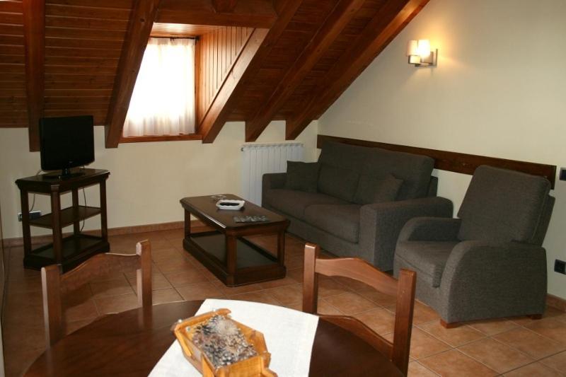 Apartamentos Les Picardes 에스포트 외부 사진