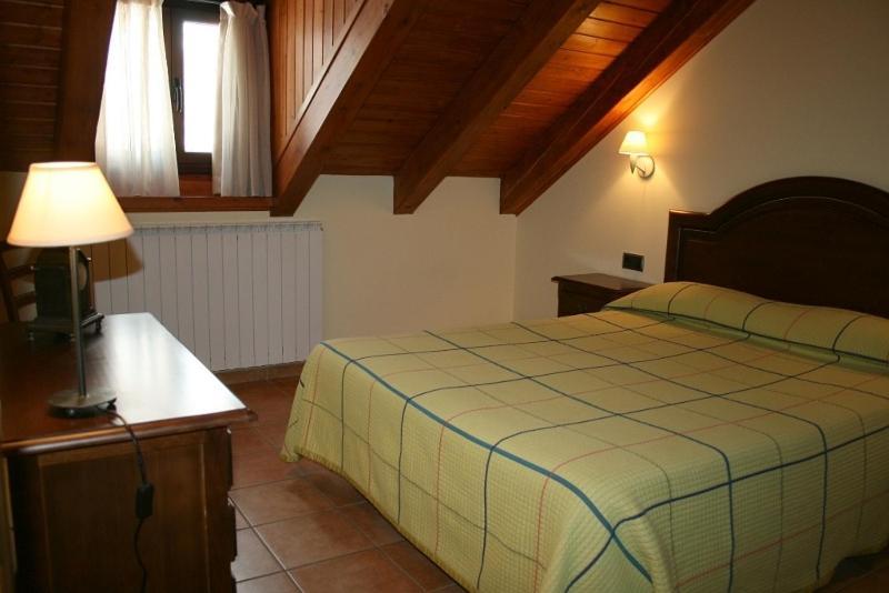 Apartamentos Les Picardes 에스포트 외부 사진